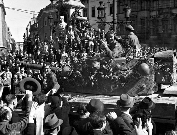 Those Allied troops who liberated Brussels experienced something akin to a Roman triumph on the streets of the city